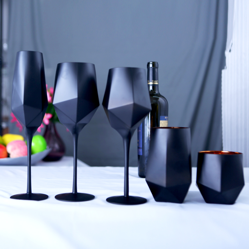 Frosted black glass set, diamond glass set