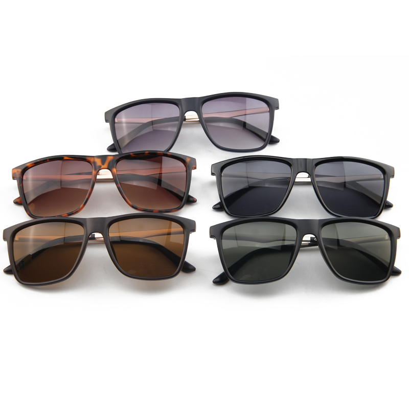 2020 New Metal Sunglasses Women Men Fashion Trendy Square Sunglasses Retro Sunglasses Uap50919c