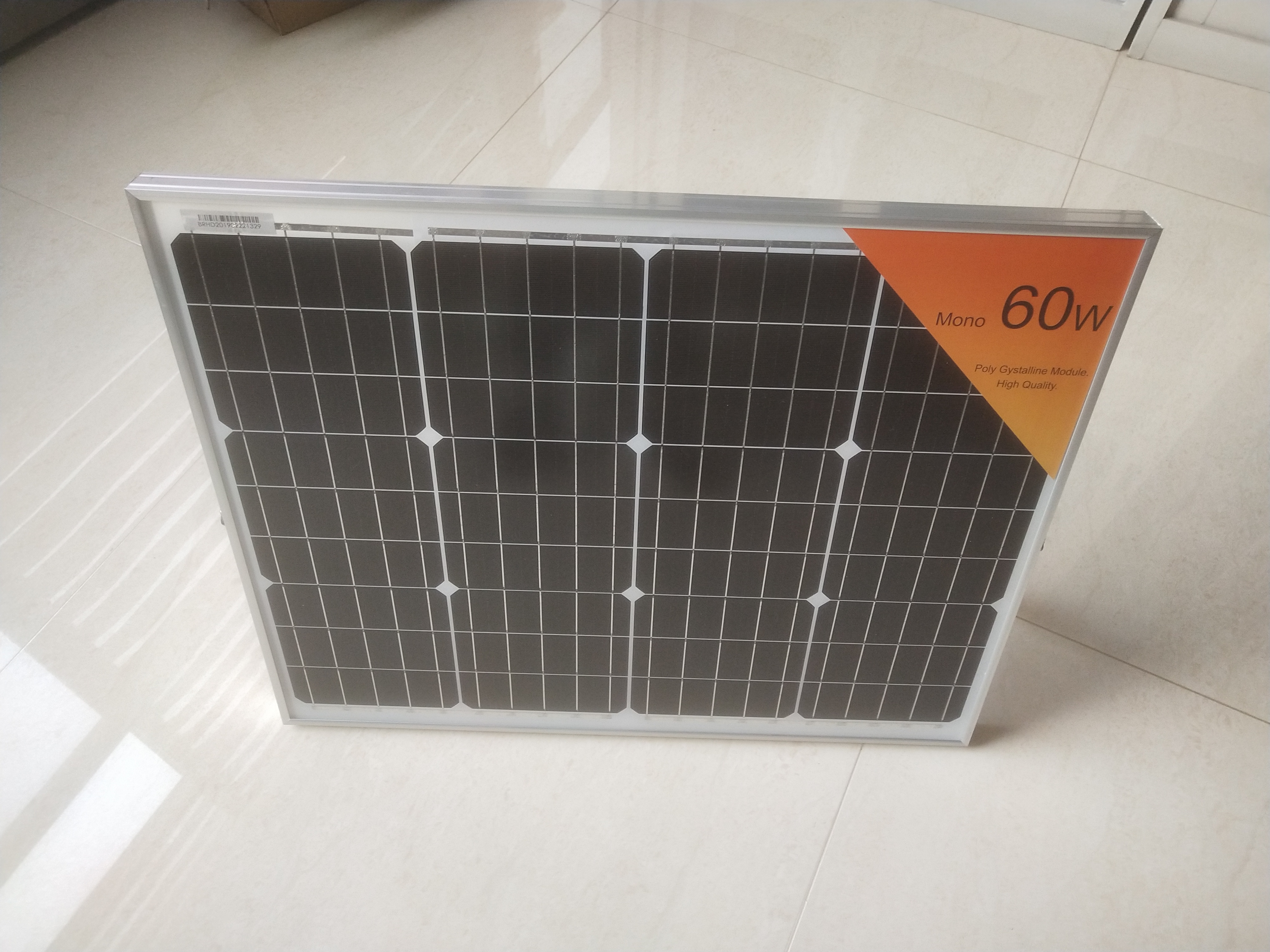 HUIDA Simple self-mounted single crystal 60W solar panle solar module factory Customize on or off-grid photovoltaic power generation system