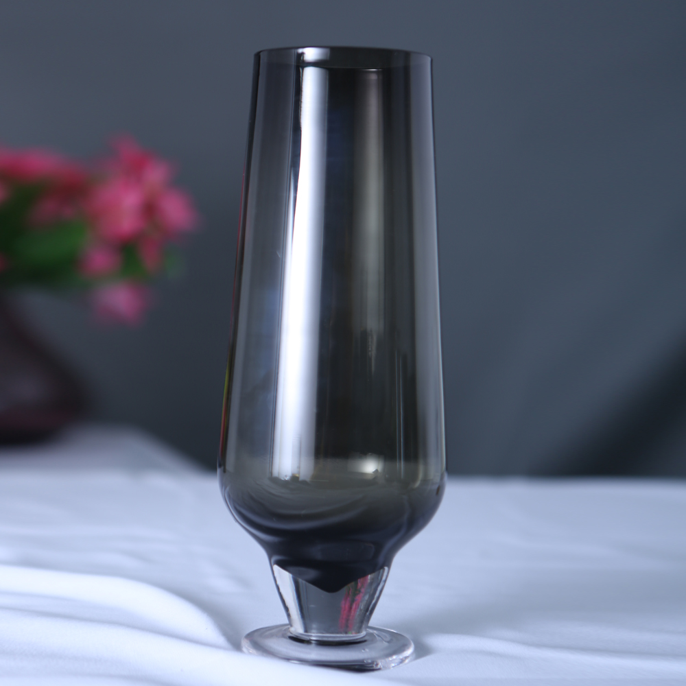 Smoke grey set of solid color glass cups，Never fade