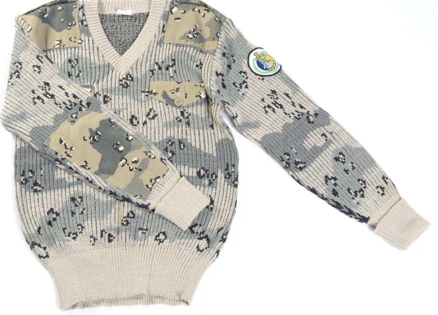 Military camouflage long sleeve sweater