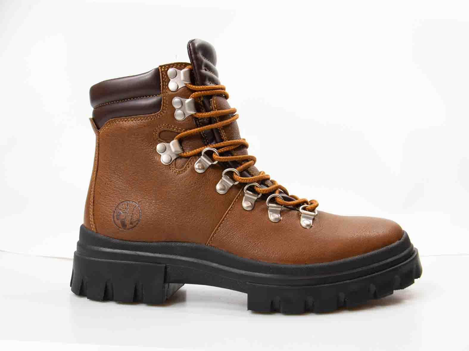LEATHER BOOTS /lady boots/lady shoes/outdoor shoes