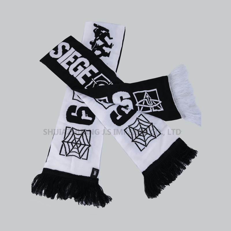 caps,knitted hats,scarf