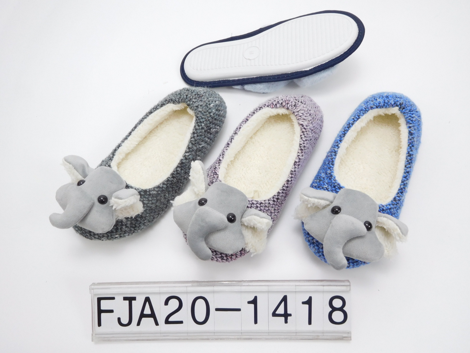 Indoor ladies slippers