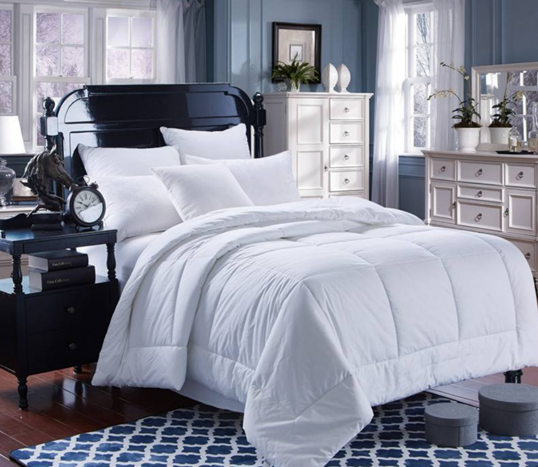 Hilton Stripe 250TC Durable & Comfortable 13 pcs Linen Set