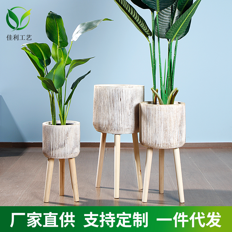 wooden pot