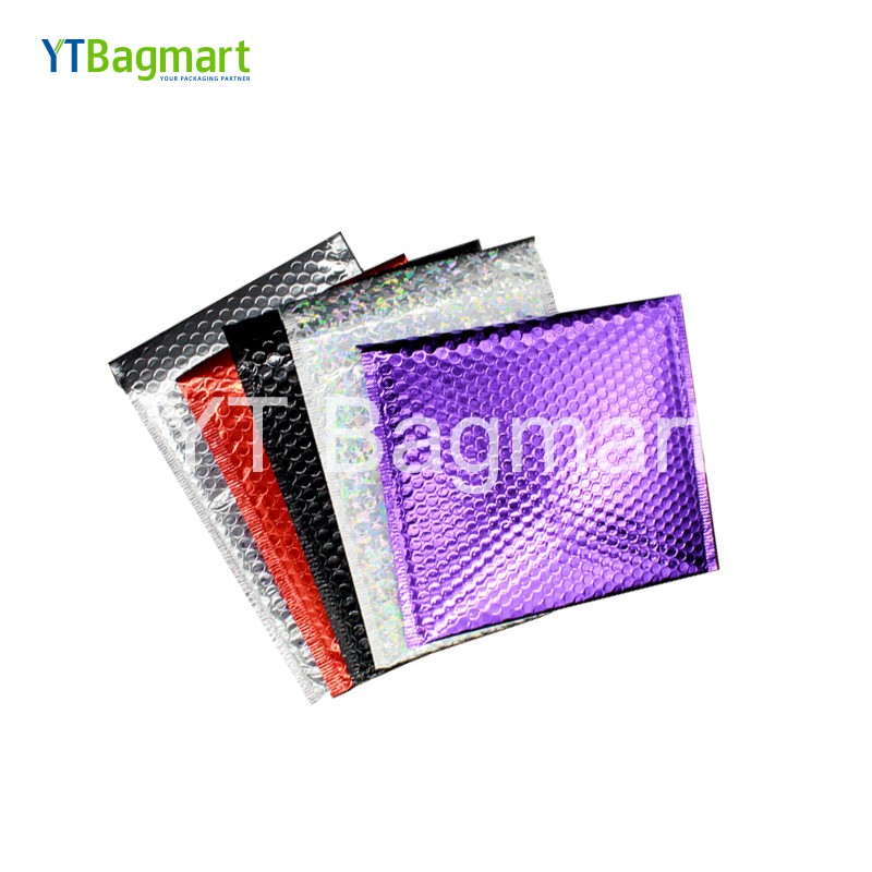 Aluminum bubble mailer bag