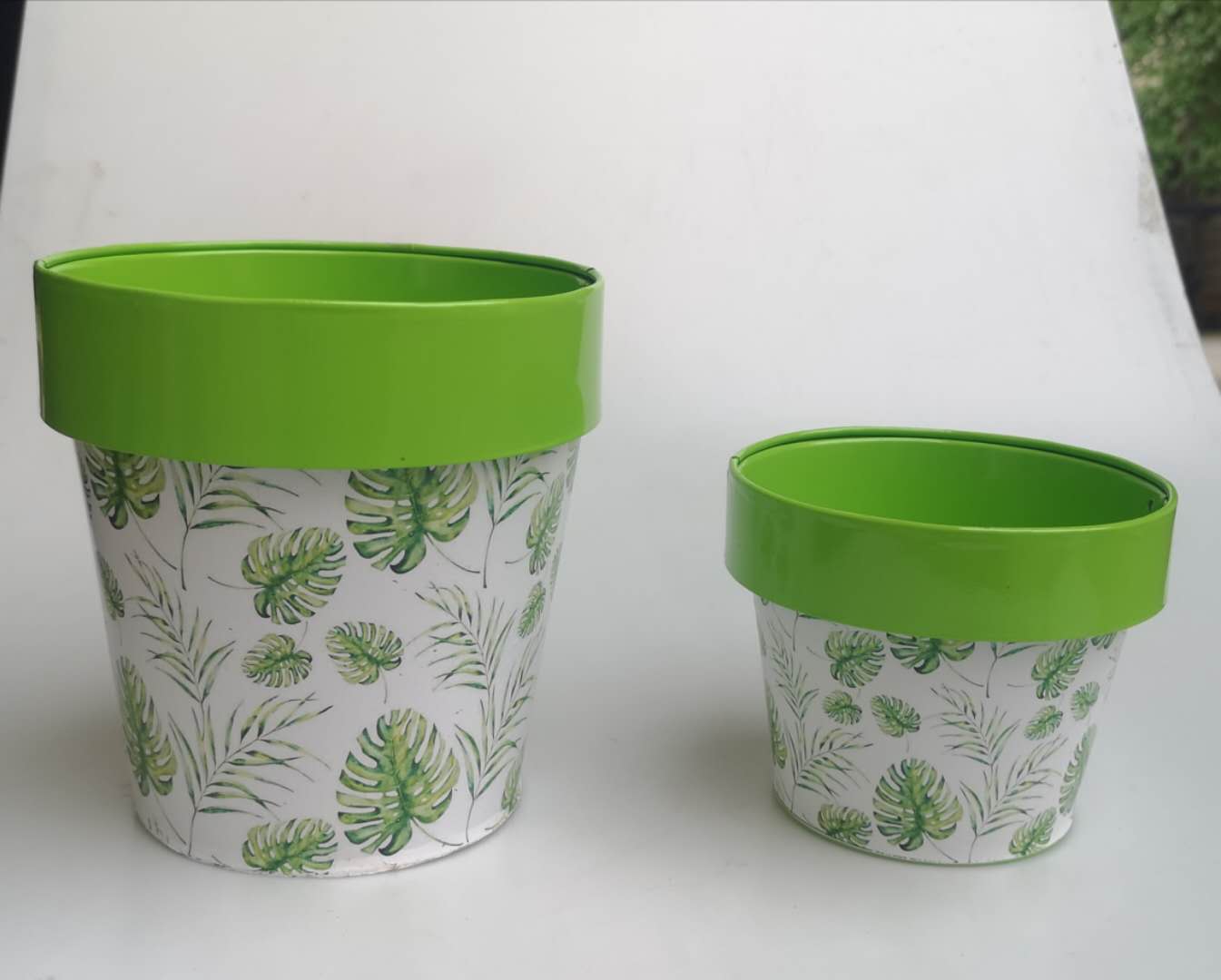 Wholesale Antique style basin Galvanized metal zinc tin Round Crown flower pots