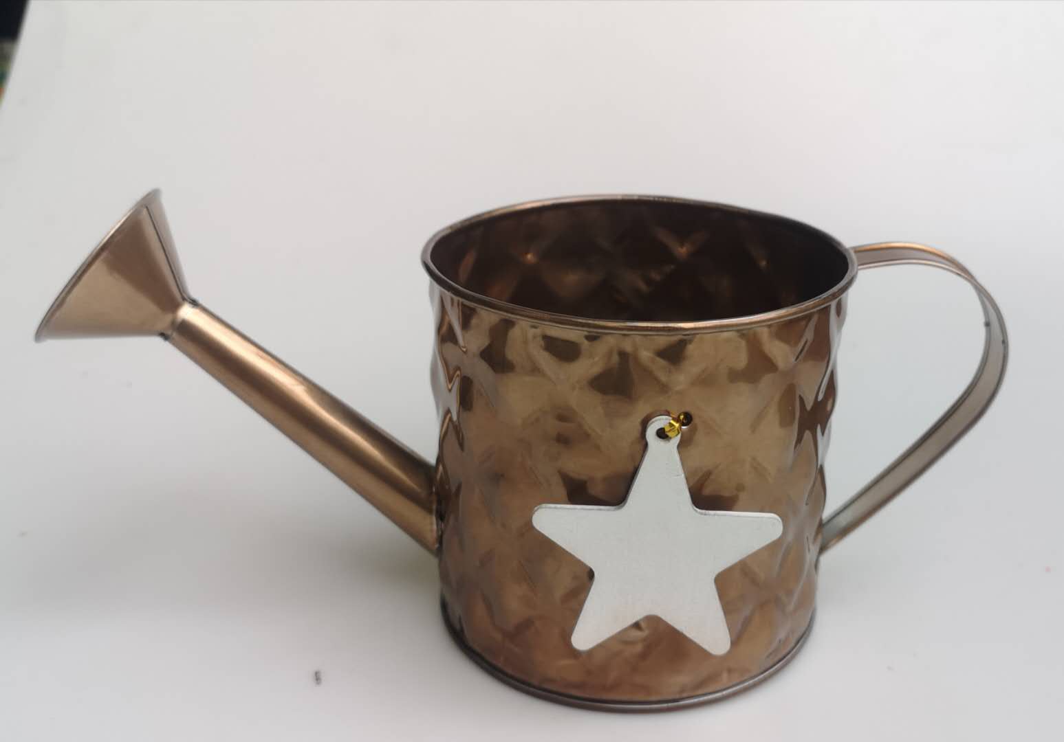 Shabby chic small metal tea cup wantering can with long spray spout water