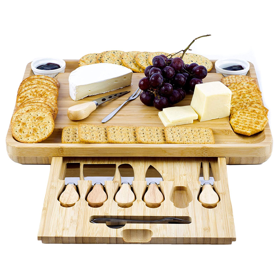 Bamboo cheese board with 6 knives