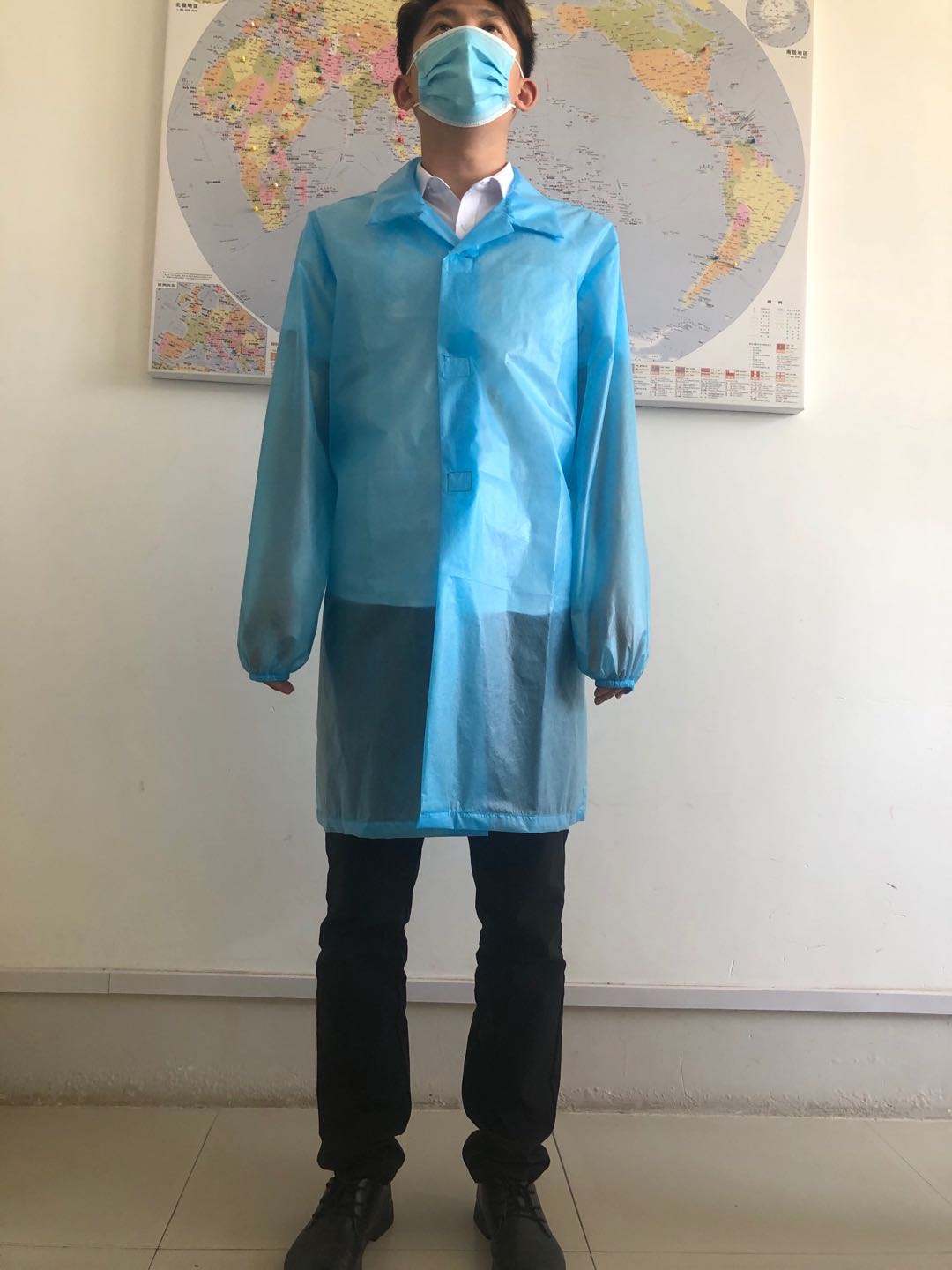 Diposable surgical gown