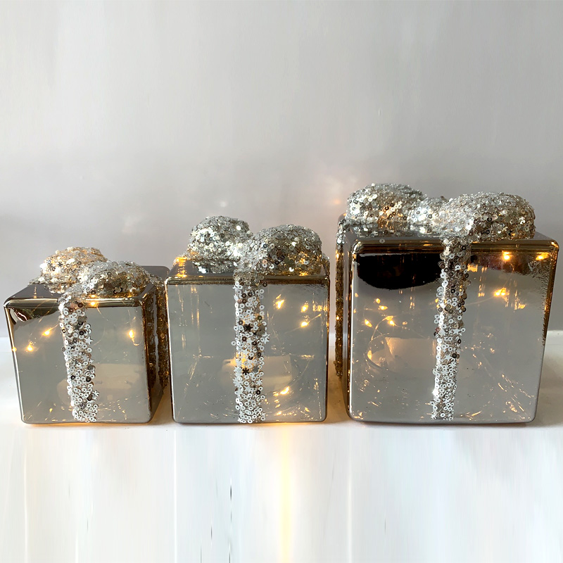 Illuminated glass gift box Christmas ornament