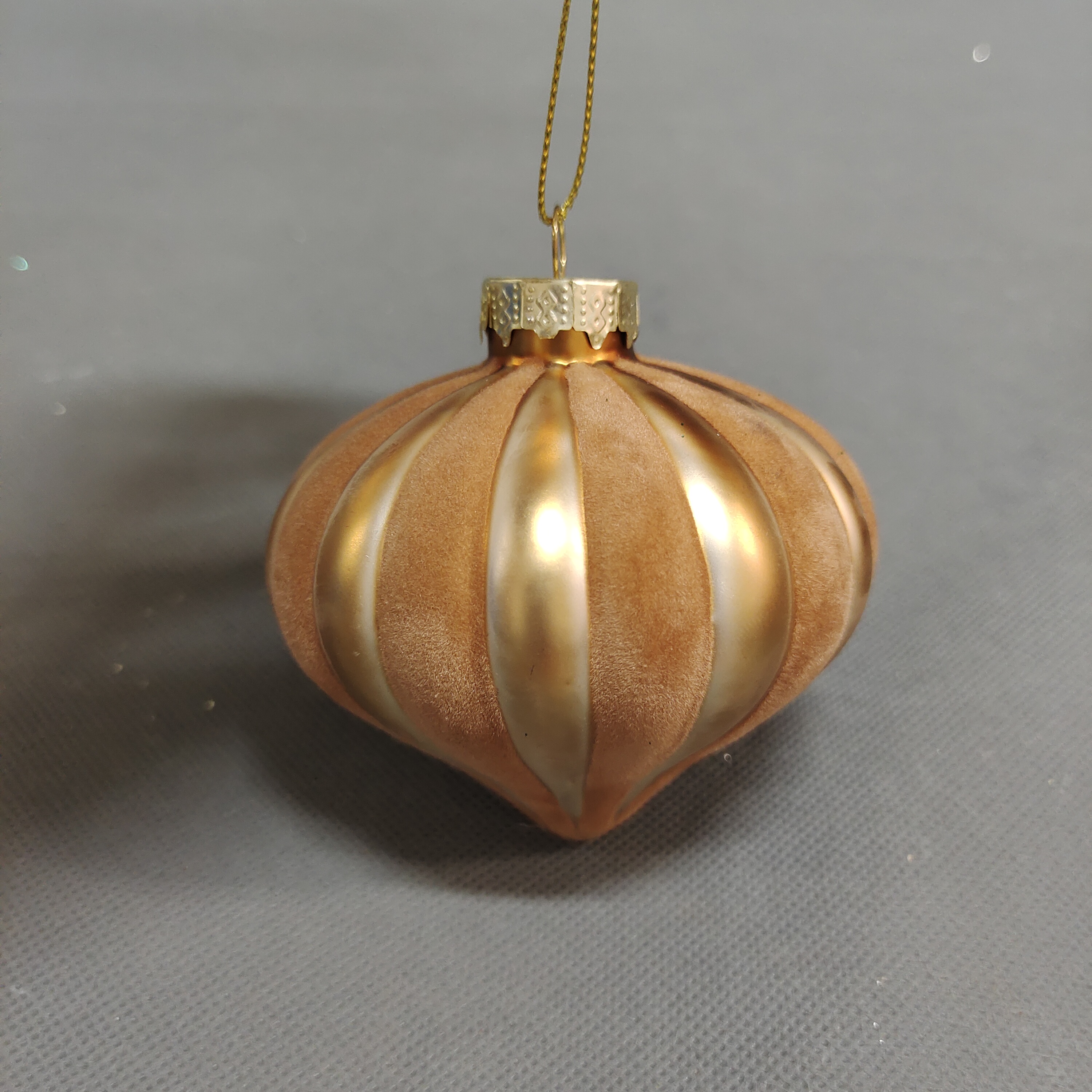 Christmas onion ball brown flocking