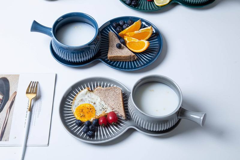 Ceramic color-glazed embossed breakfast set