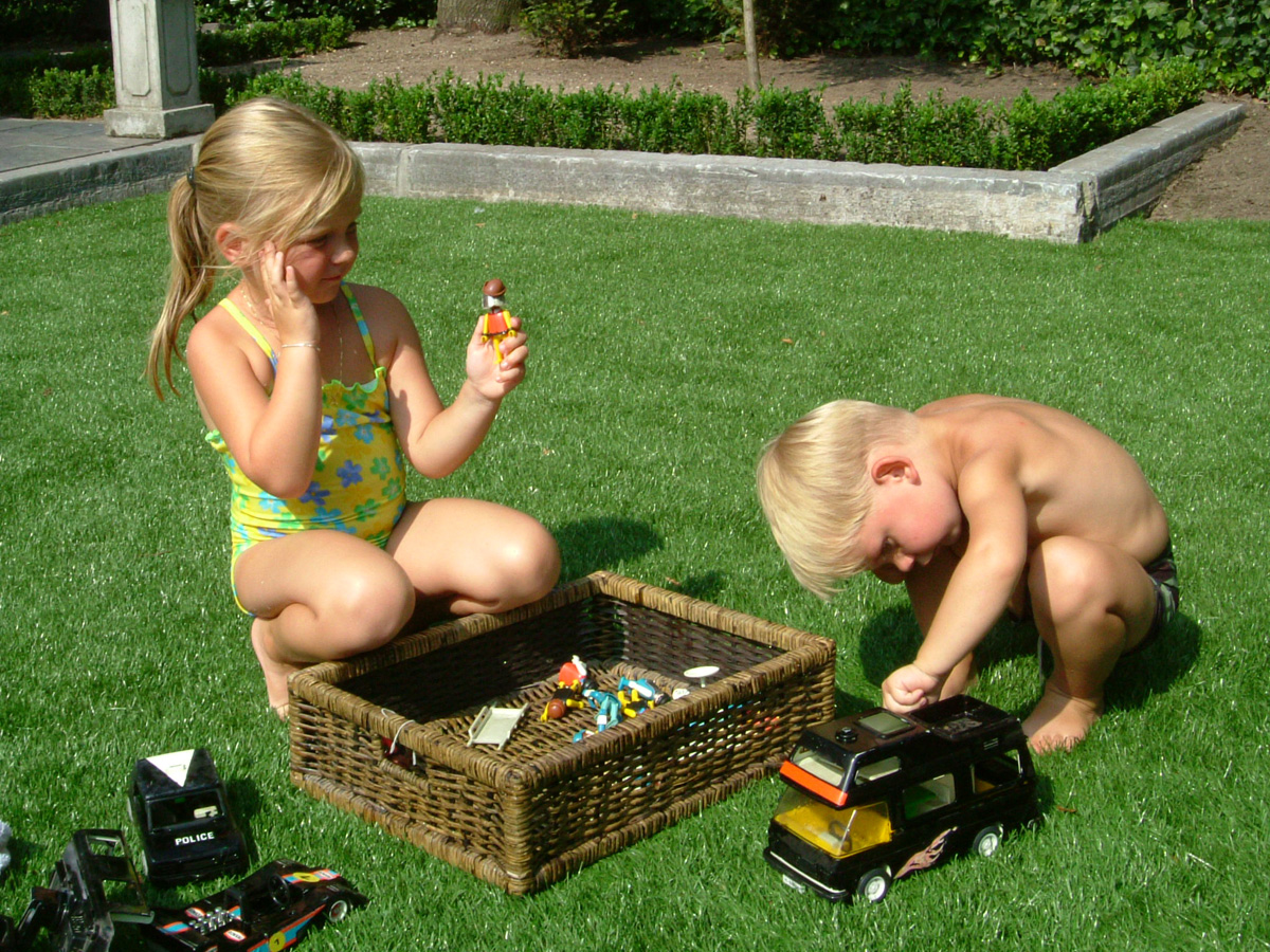 Amusement Park Artificial Grass Fake Grass Synthetic Turf Price Artificial Surface Carpet Grass