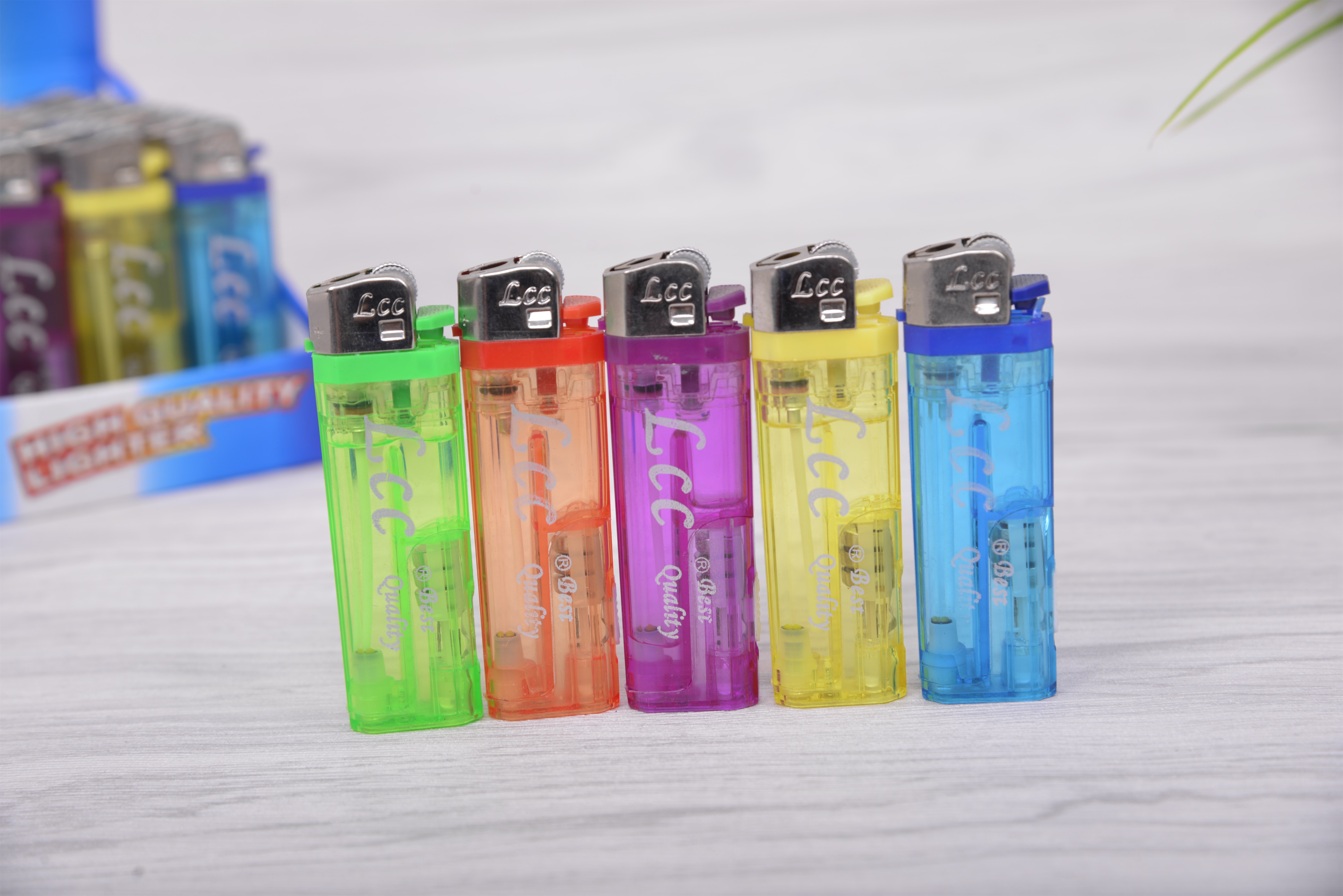refillable flint lighter with led