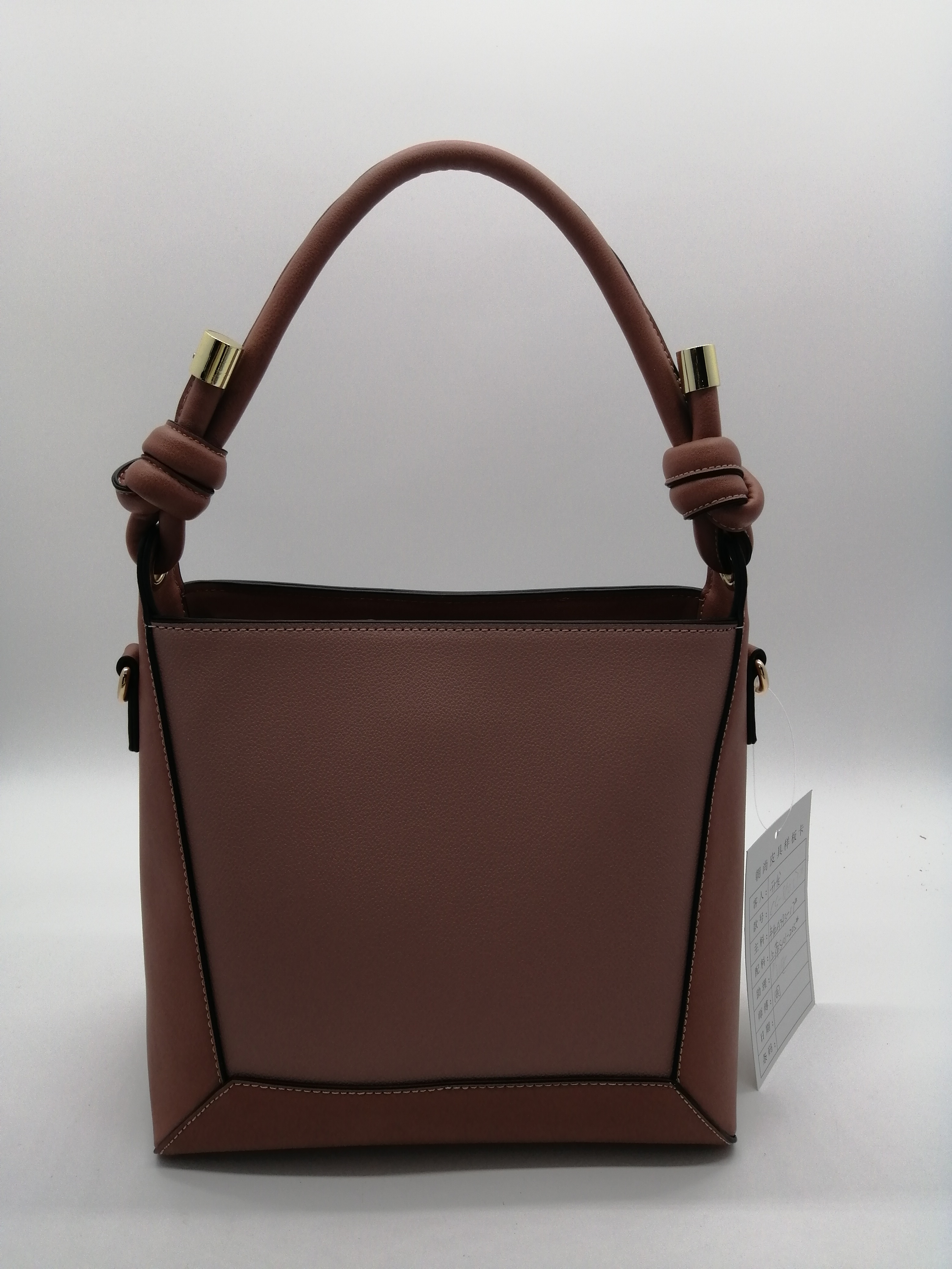 Guangzhou Chaoshang Leather Co.,LTD – ropa deportiva 4