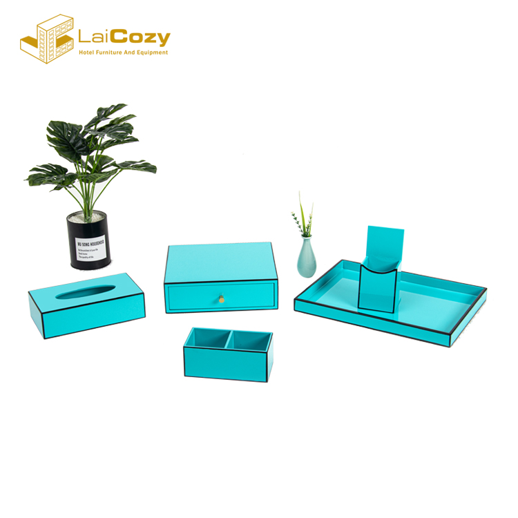 Polyresin room items