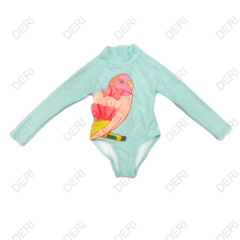 XIAMEN DERI GARMENT COMPANY LIMITED – muñeca de plástico 1
