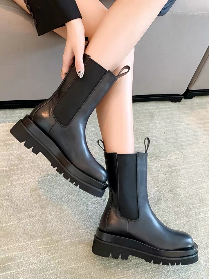ladies high-heeled short boots