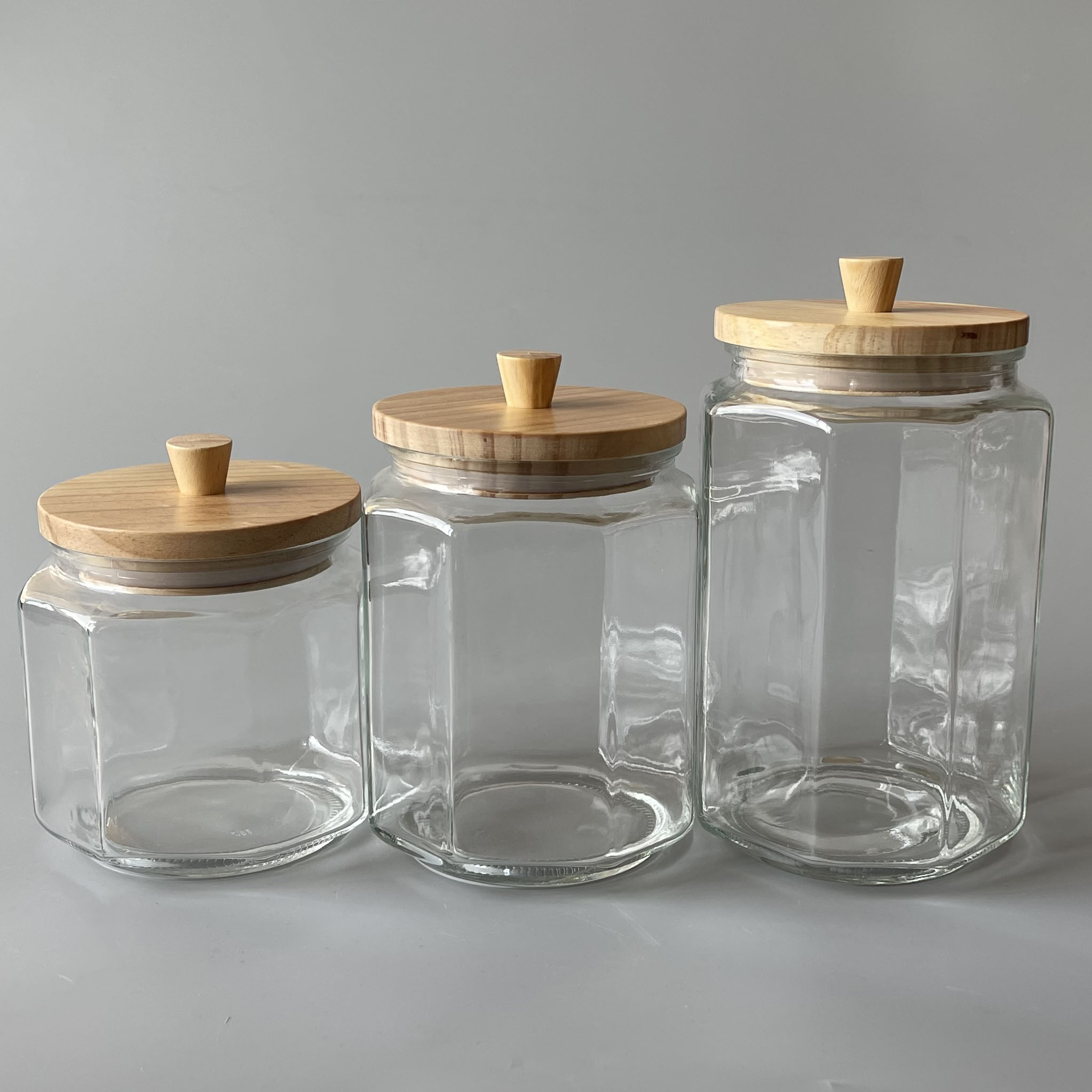 Bamboo lid glass canister
