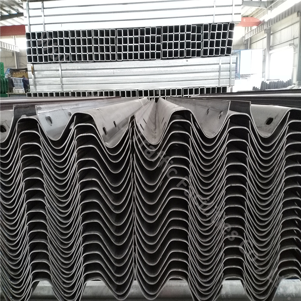 Galvanized Steel W Beam Guardrail Highway Crash Barriers