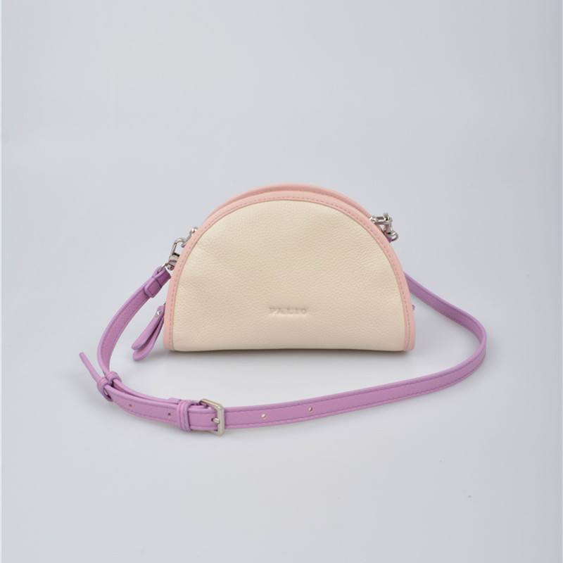 Leather crossbody bag/halfmoon