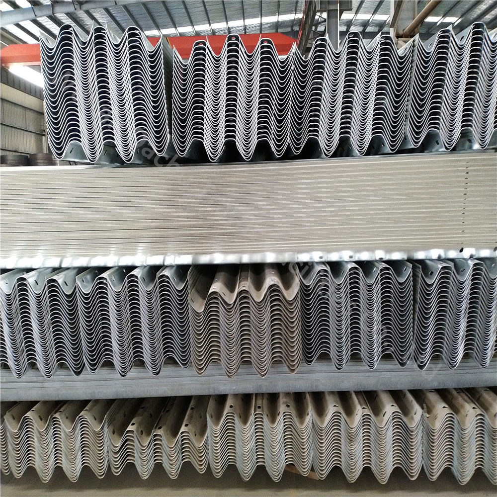 Galvanized Three Beam Highway Crash Barriers