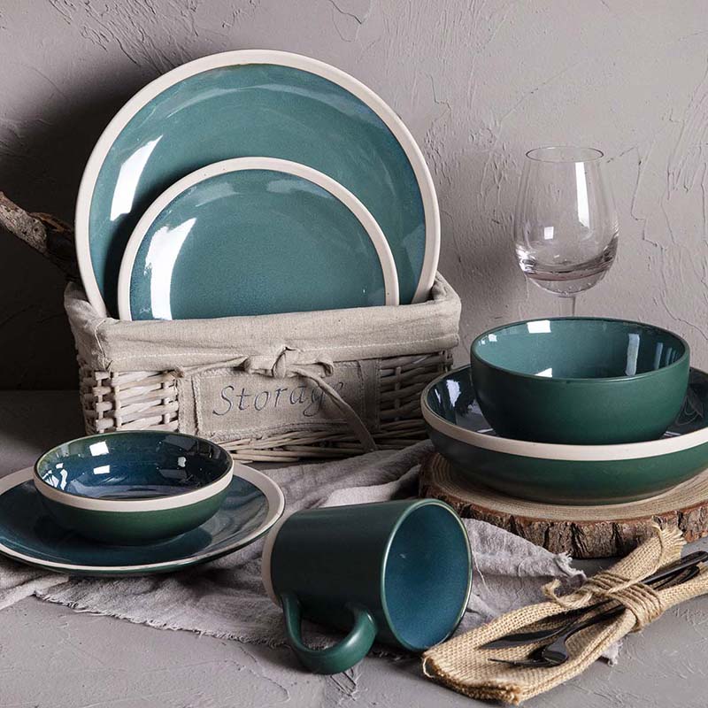 20cm Salad Plate Reactive Glaze With Exposed Rim