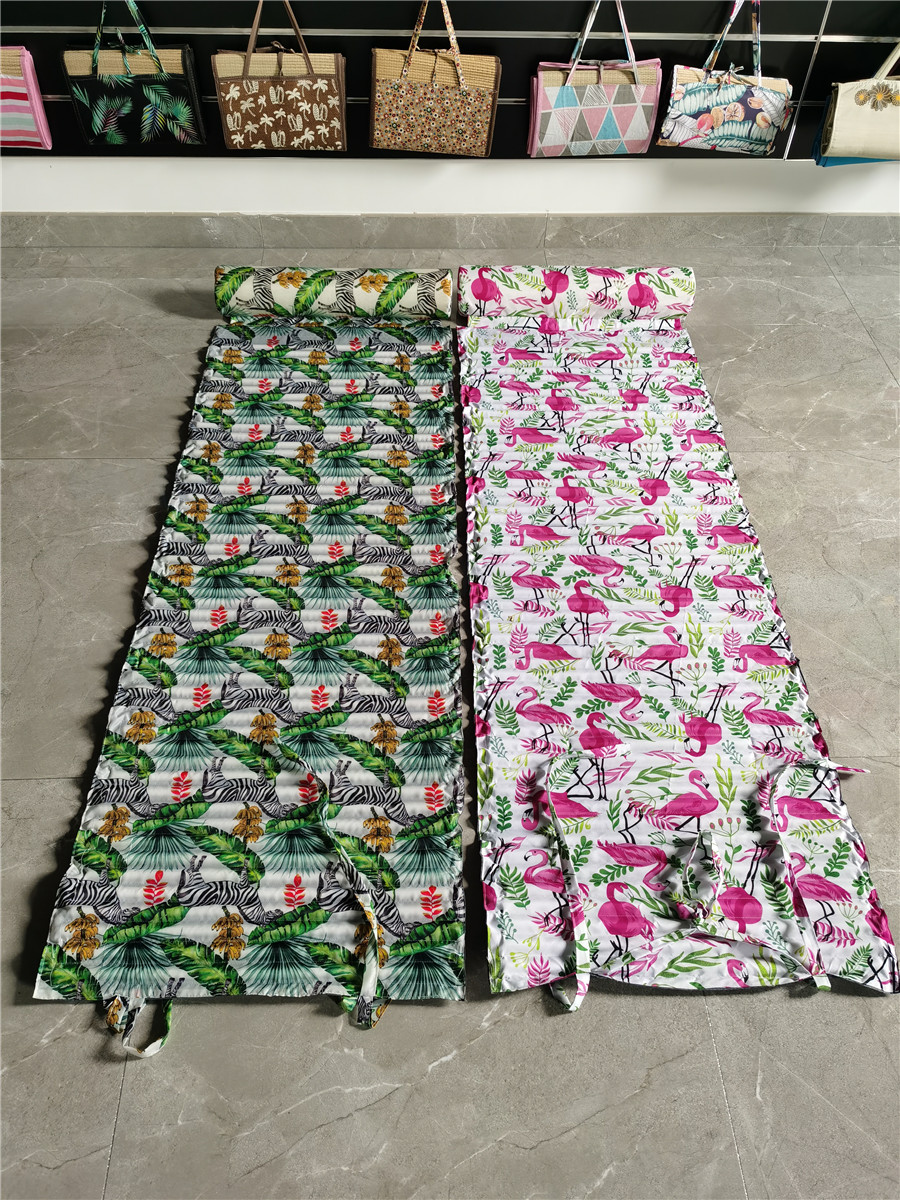 Beach mat