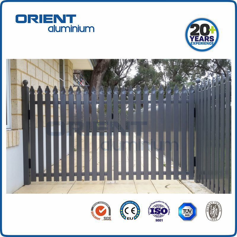 Double Swing Gate in Aluminium for Europe Market