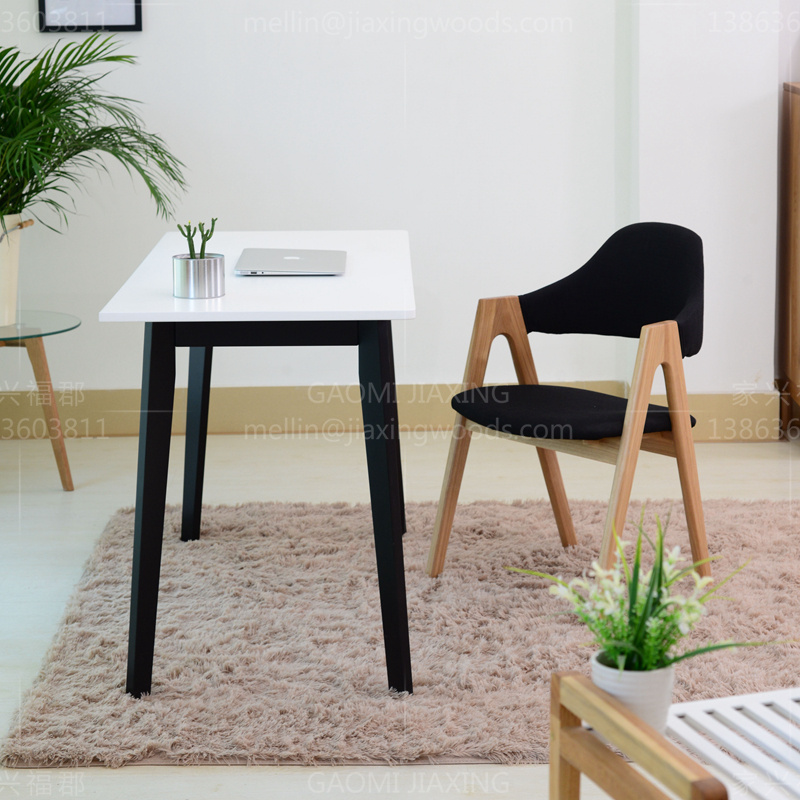A chair (new)
