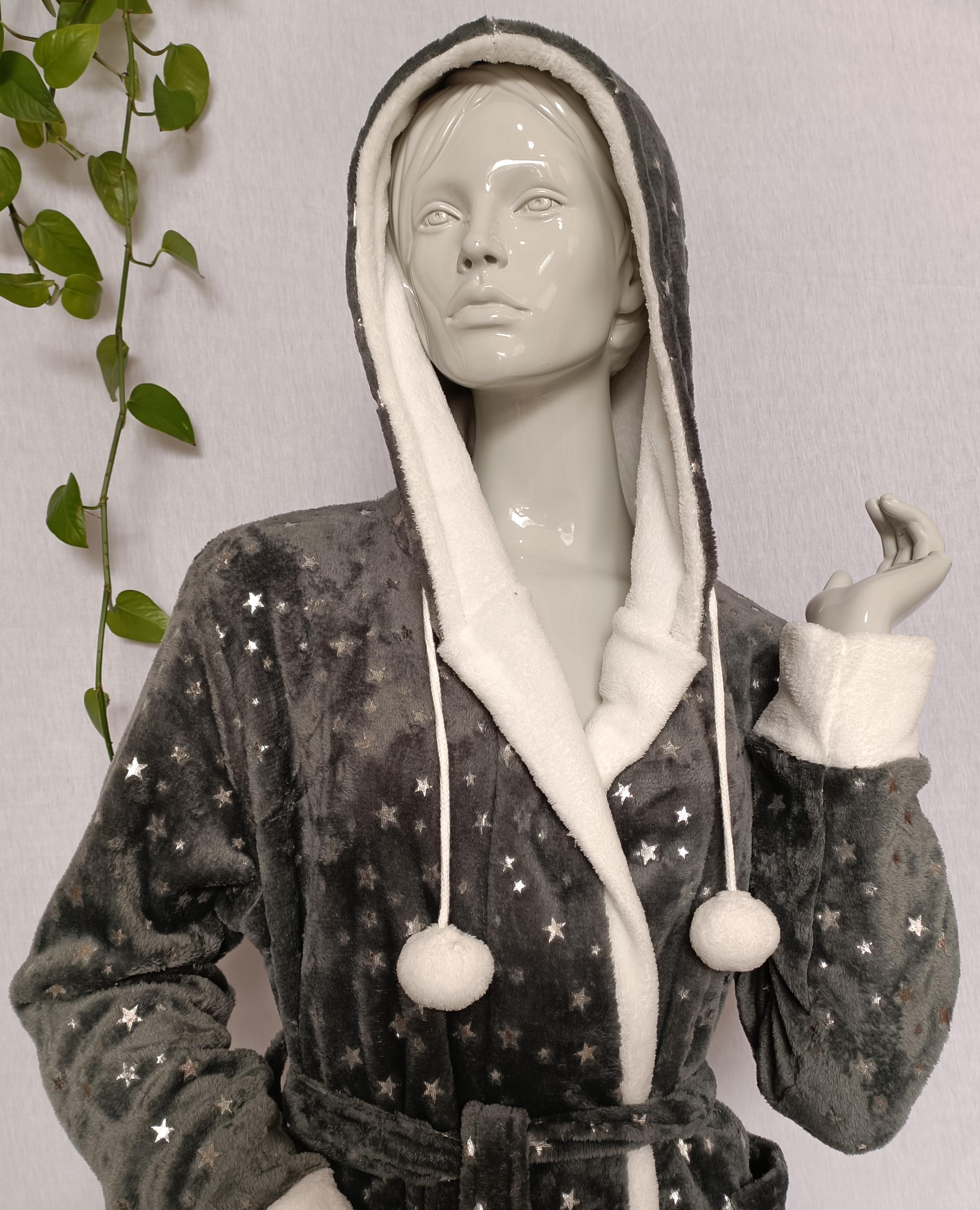 Foil printed star fleece hooded robe