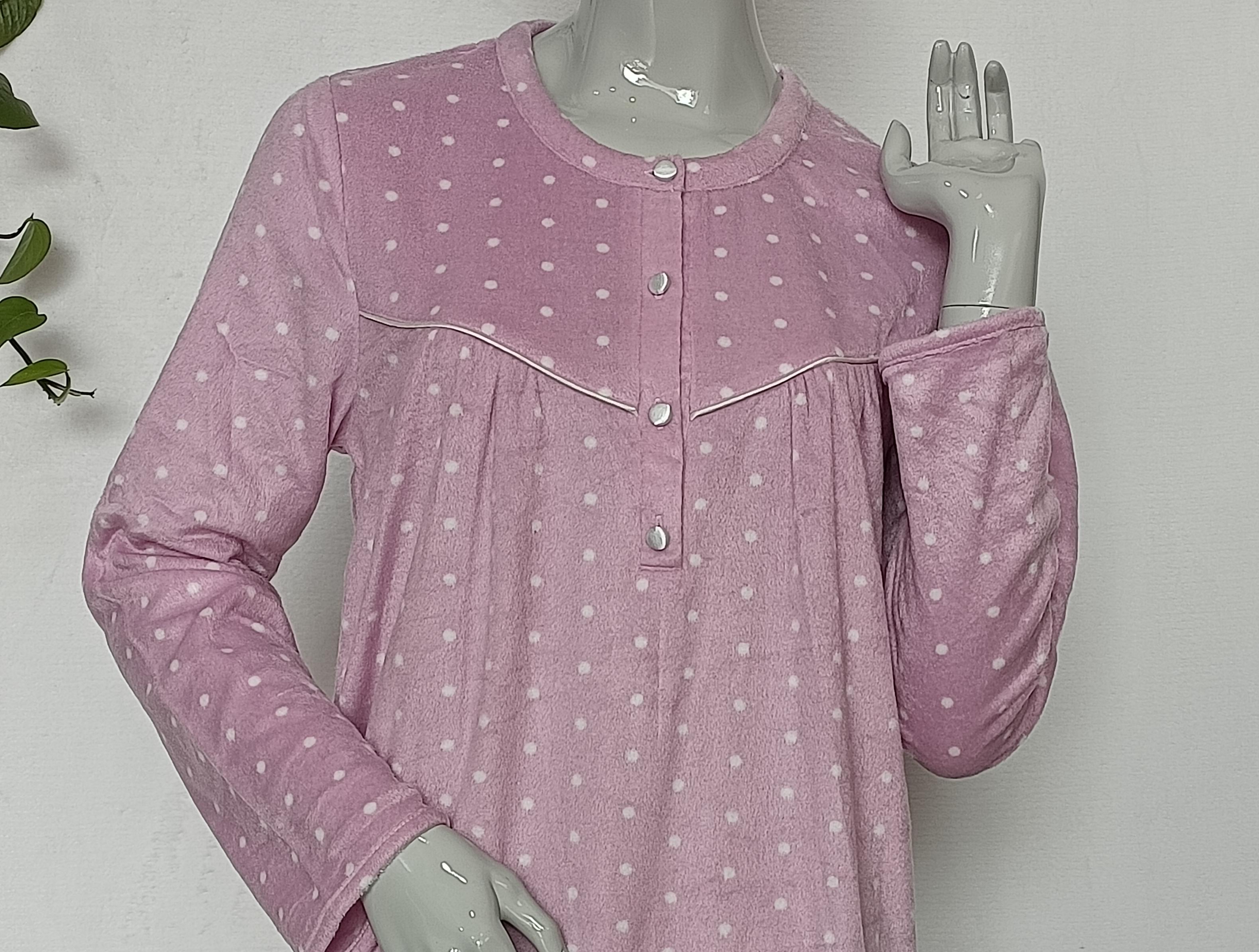Ladies robe，nightgown