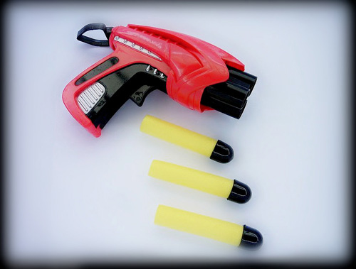 Tri Shooter With Foam Darts