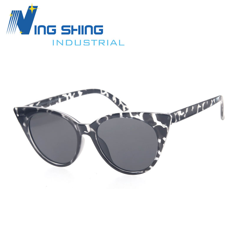 2021 Fashion Designer Cat Eye Sunglasses Women