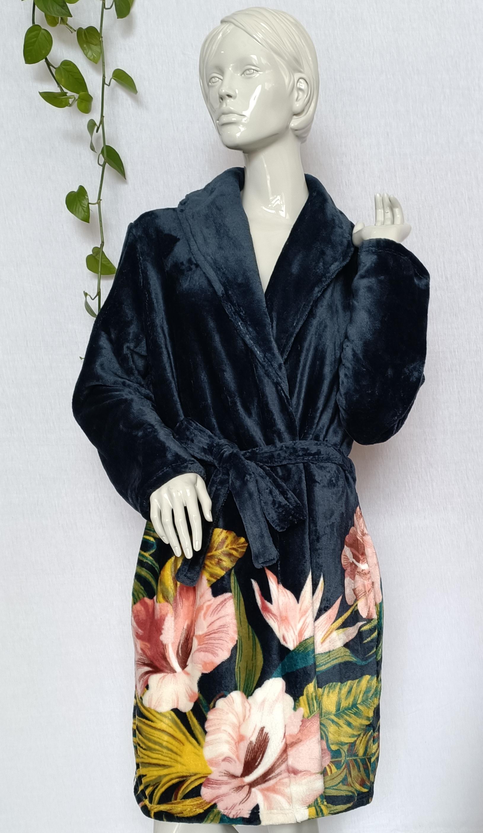Ladies printed flannel fleece robe