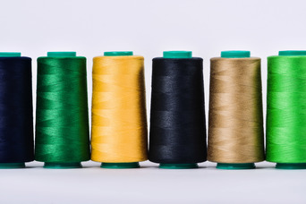 100% spun polyester sewing thread with dyeing cone
