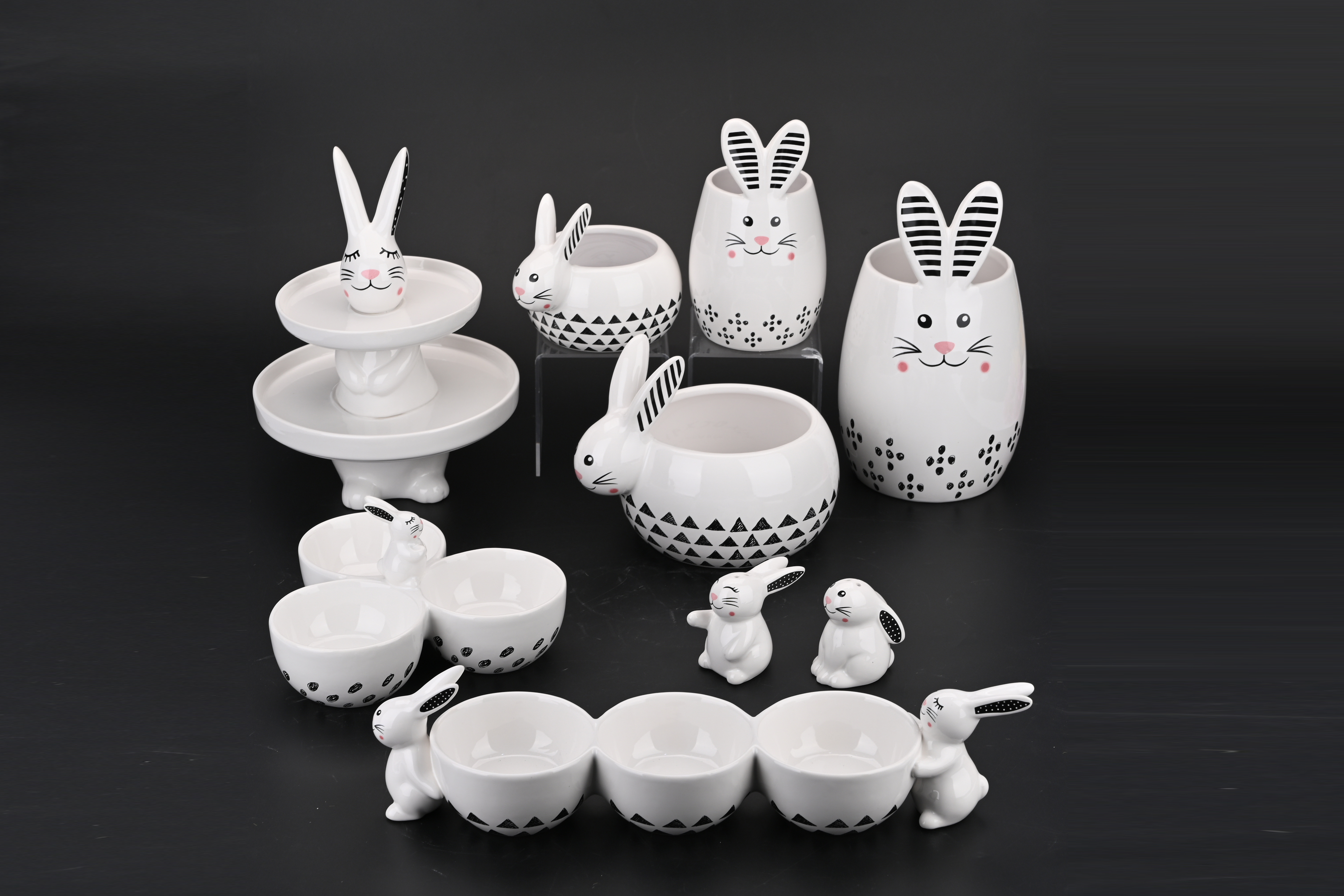 Rabbit flower pot