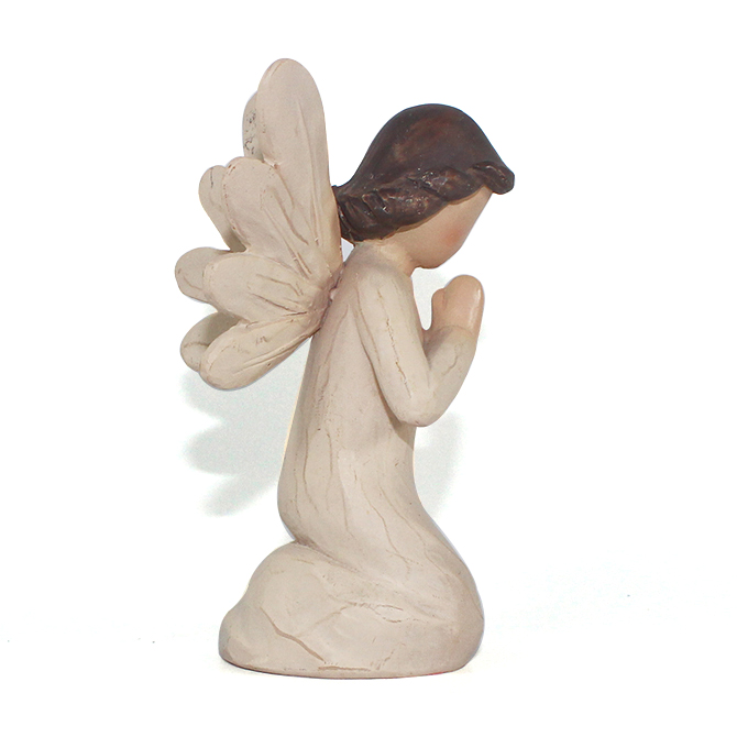 Imitation of wood angel resin figurine