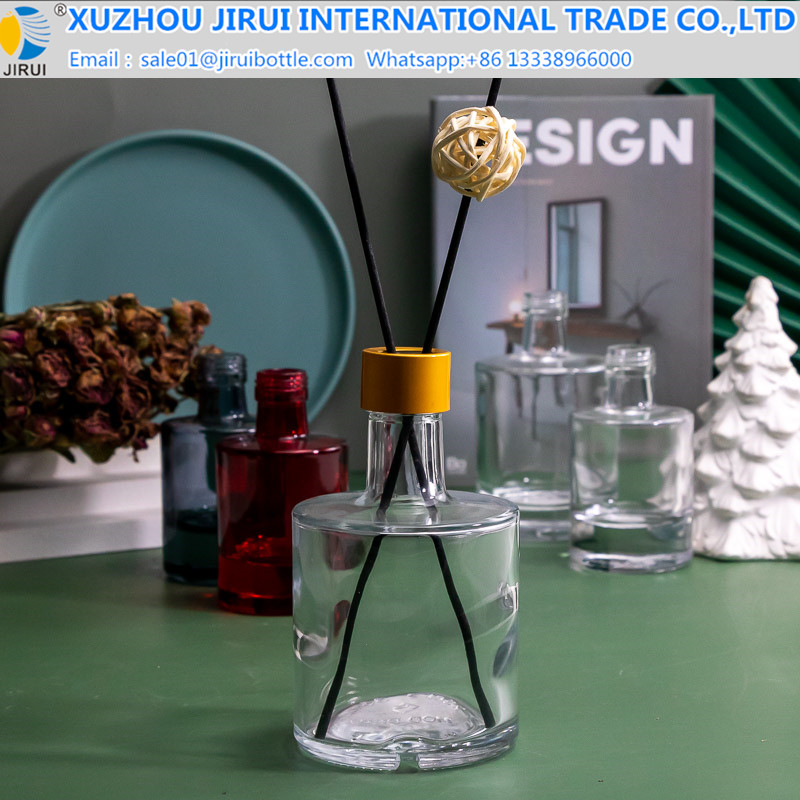 Bayonet round glass transparent aromatherapy bottle 100ml 200ml