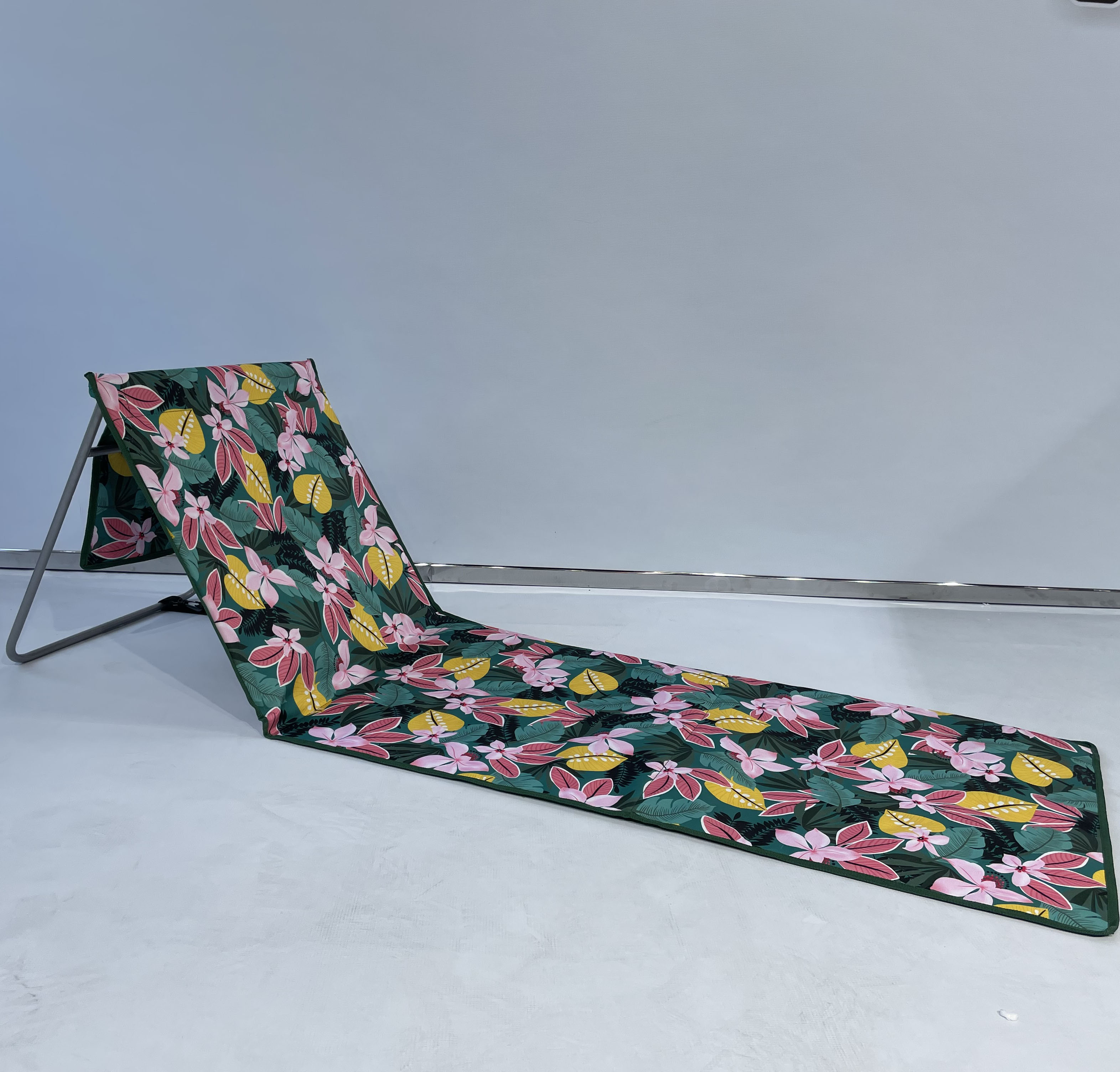 Beach mat