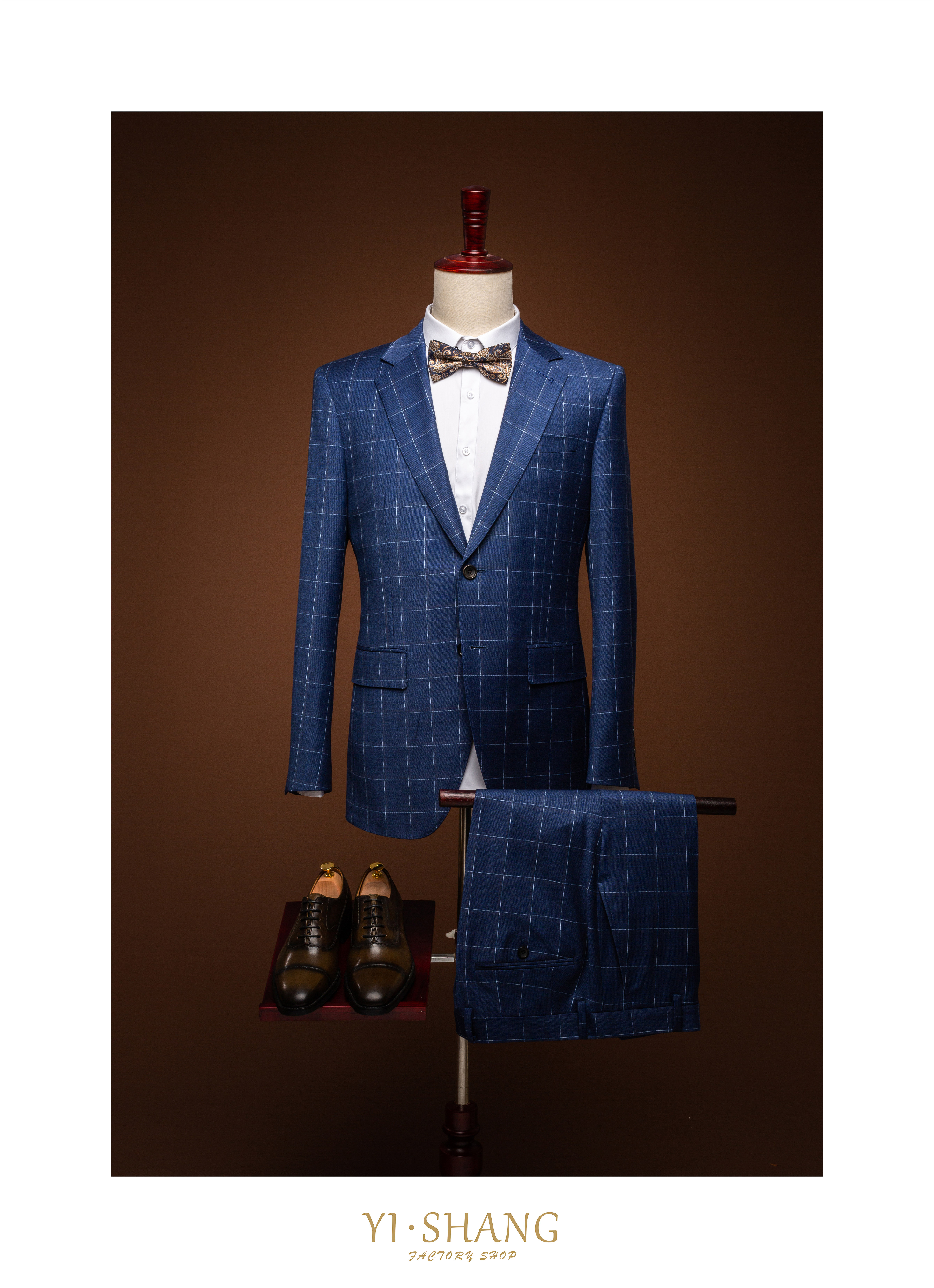 YISHANG Wrinkle resistant blue plaid suit with flat button-down collar