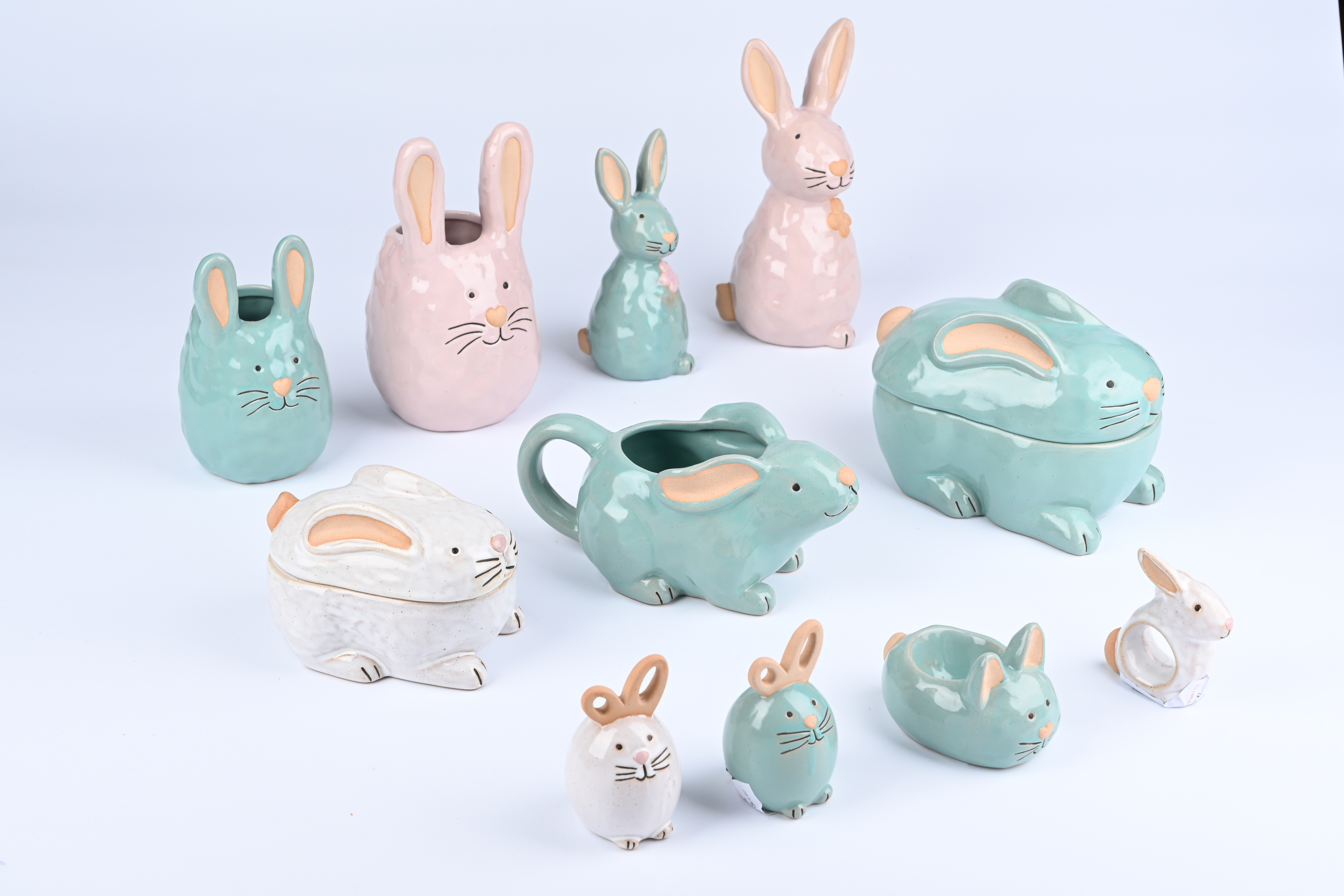 Rabbit ornaments, rabbit decorative box