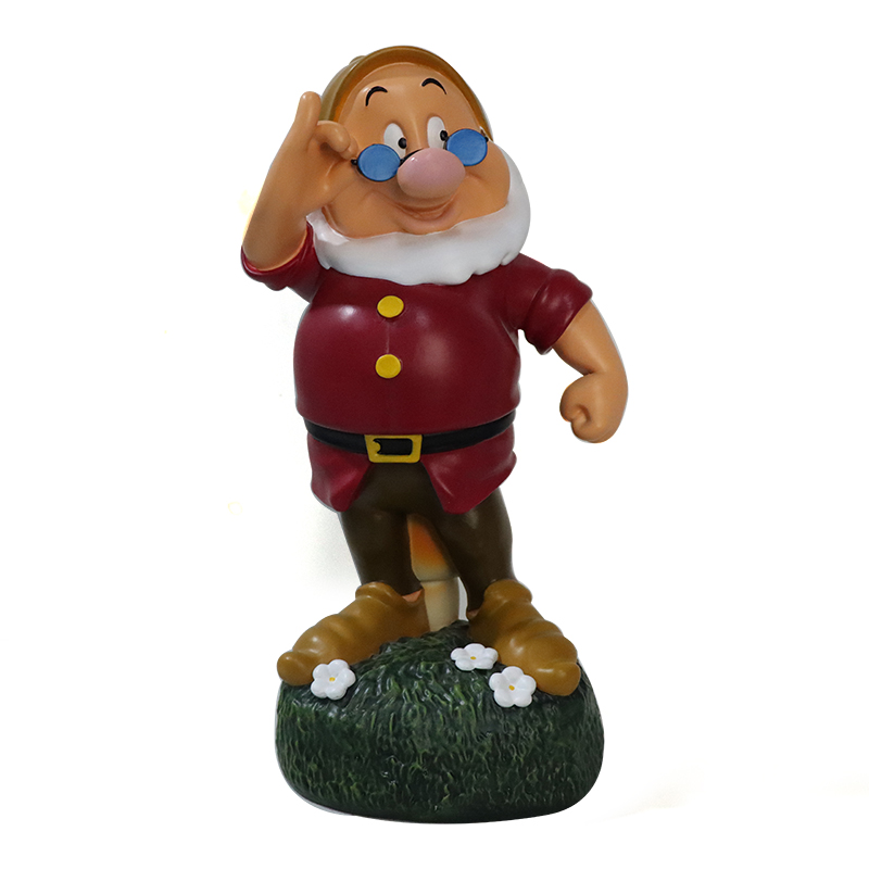 Garden gnome statue