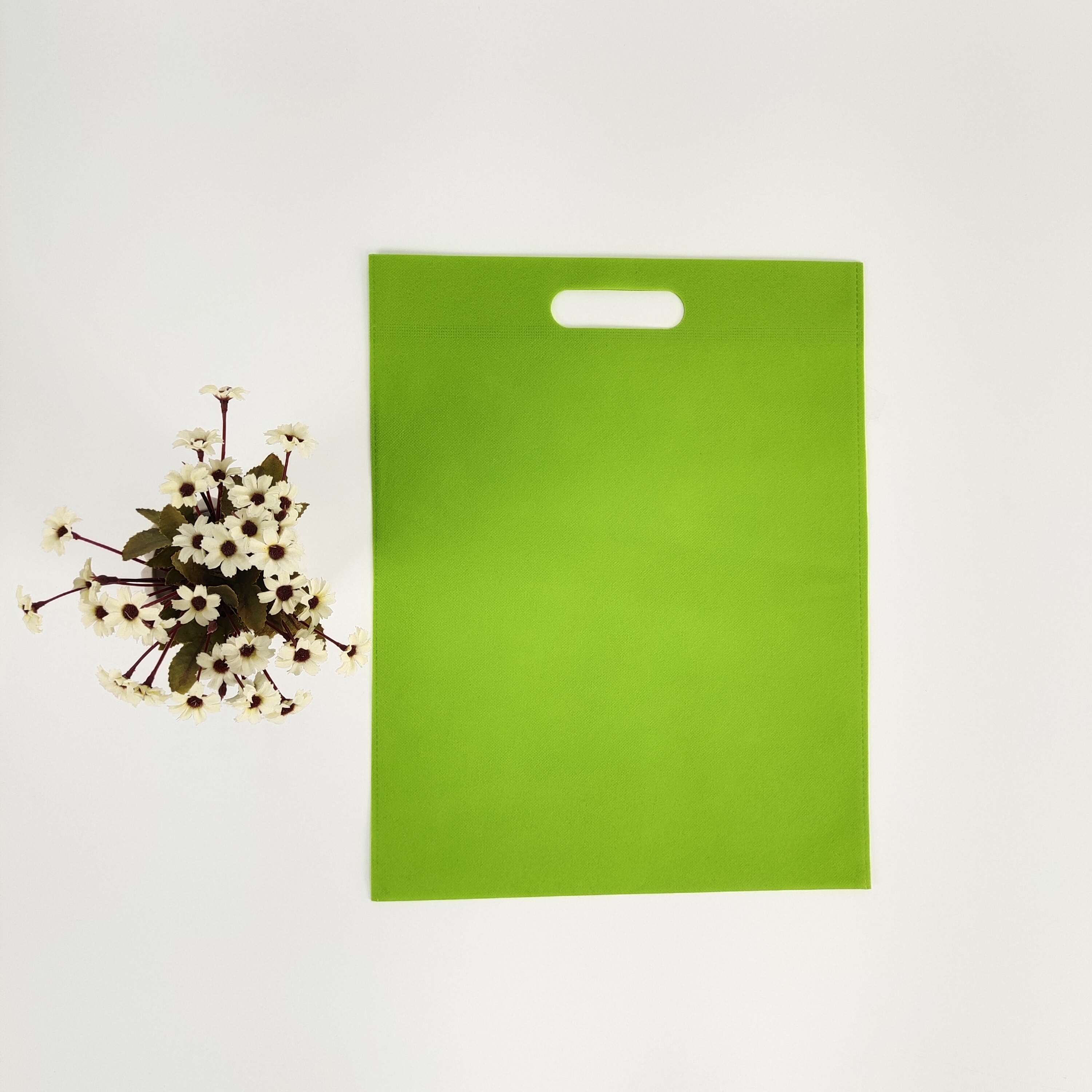 XINGYUAN HOLDING CO., LTD. – Table mat 2