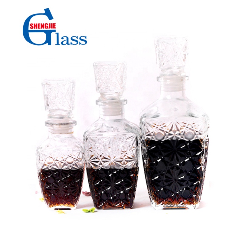 500ML Unique High White Glass Vodka Bottle With Glass Stopper