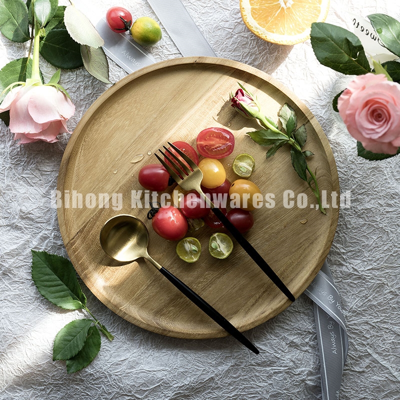Serving tray