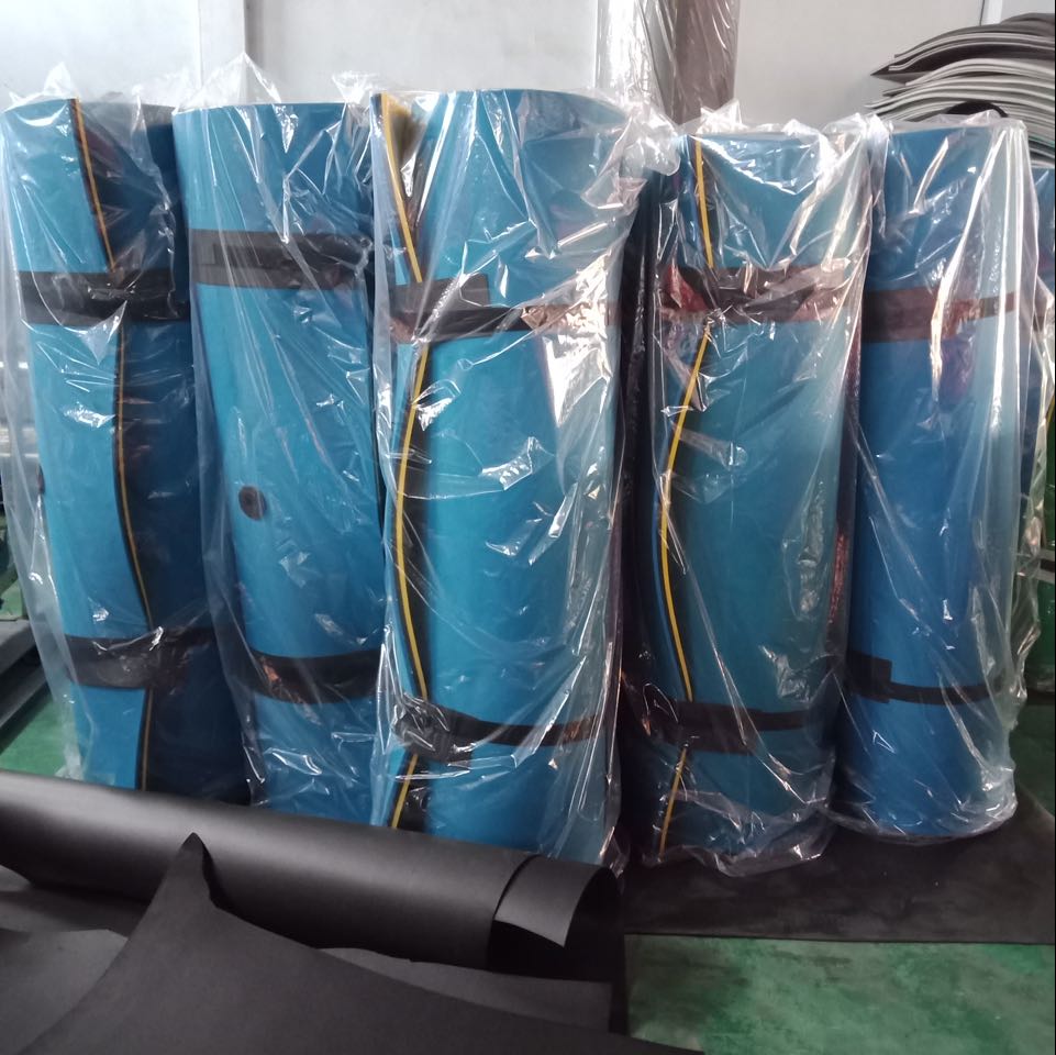 2021 Popular 18x6ft Floater Mat Water Raft for Water Sport Water Park