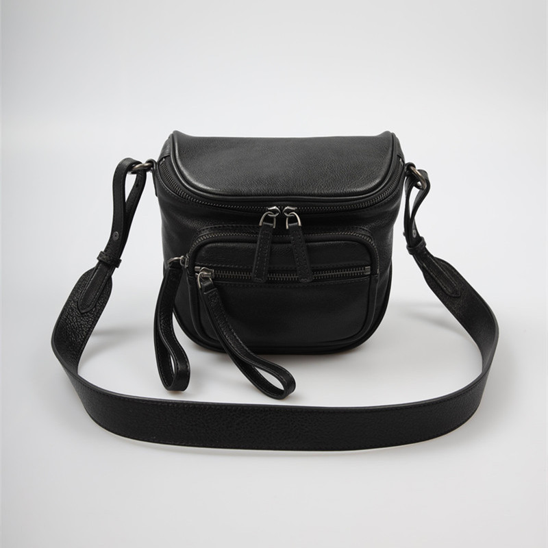 leather crossbody bag/shoulder bag
